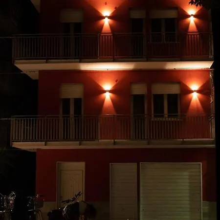 Dimora Rossa ベッド・アンド・ブレックファスト