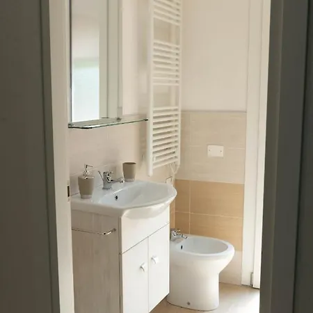 Dimora Rossa Bed & Breakfast *