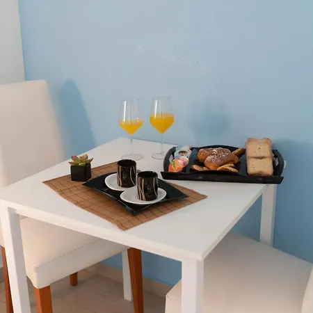 Dimora Rossa ベッド・アンド・ブレックファスト ソットマリーナ