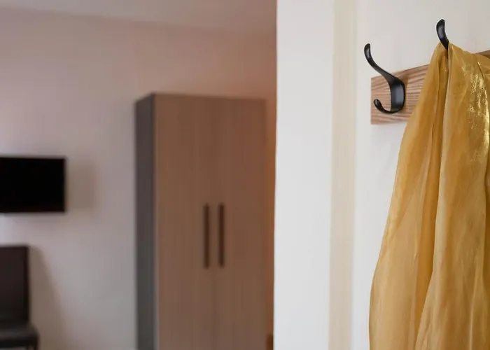 Dimora Rossa فندق مبيت وإفطار