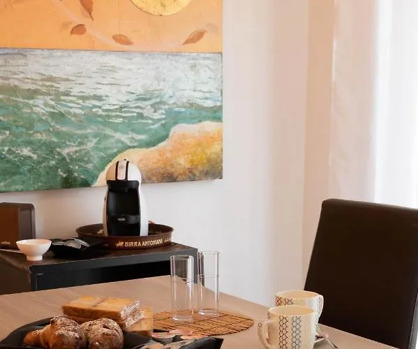 Dimora Rossa فندق مبيت وإفطار 3*