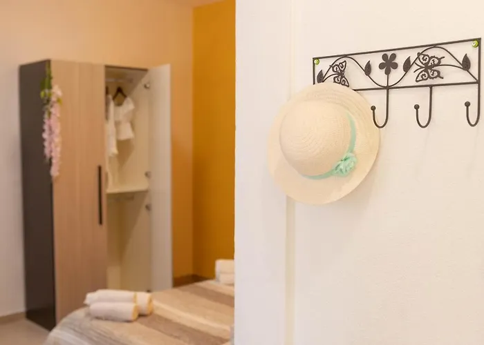 Dimora Rossa فندق مبيت وإفطار سوتّومارينا